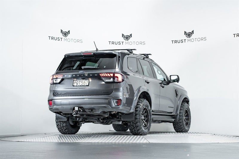 2023 Ford Everest Platinum 3.0L V6 4WD, photo 3